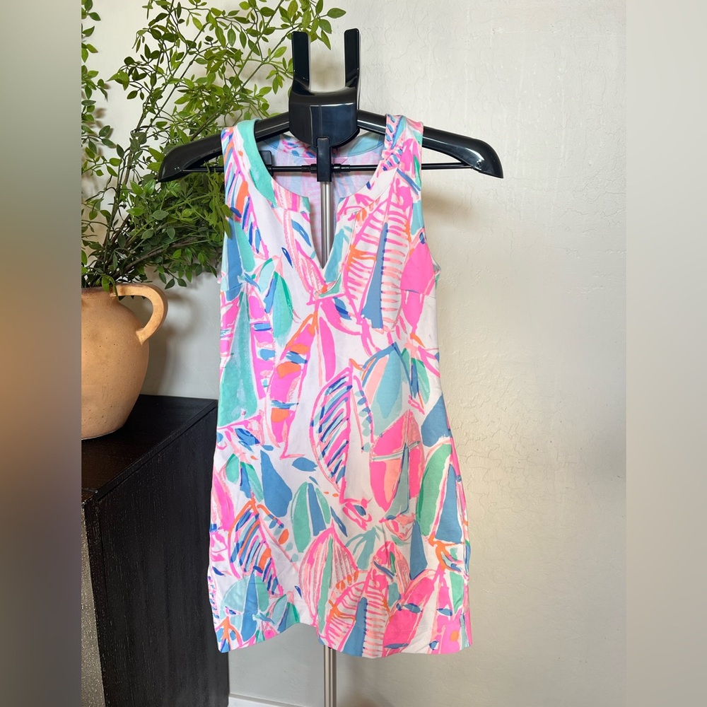 Lilly Pulitzer short sleeveless sail shift dress